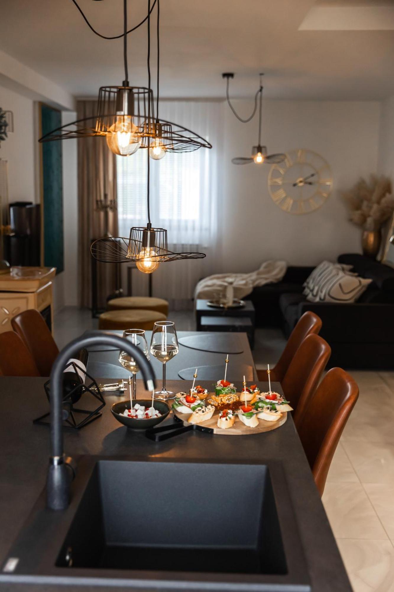 Deluxe Apartment Roma 伊莫茨基 外观 照片